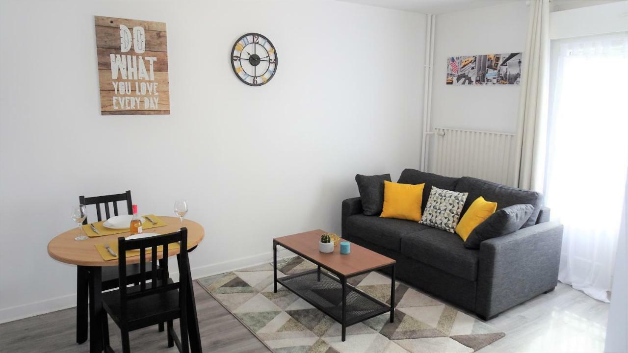 Appartement Le Mans Liberation Buitenkant foto